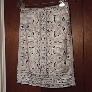 White House Black Market Embellished Skirt SZ 0